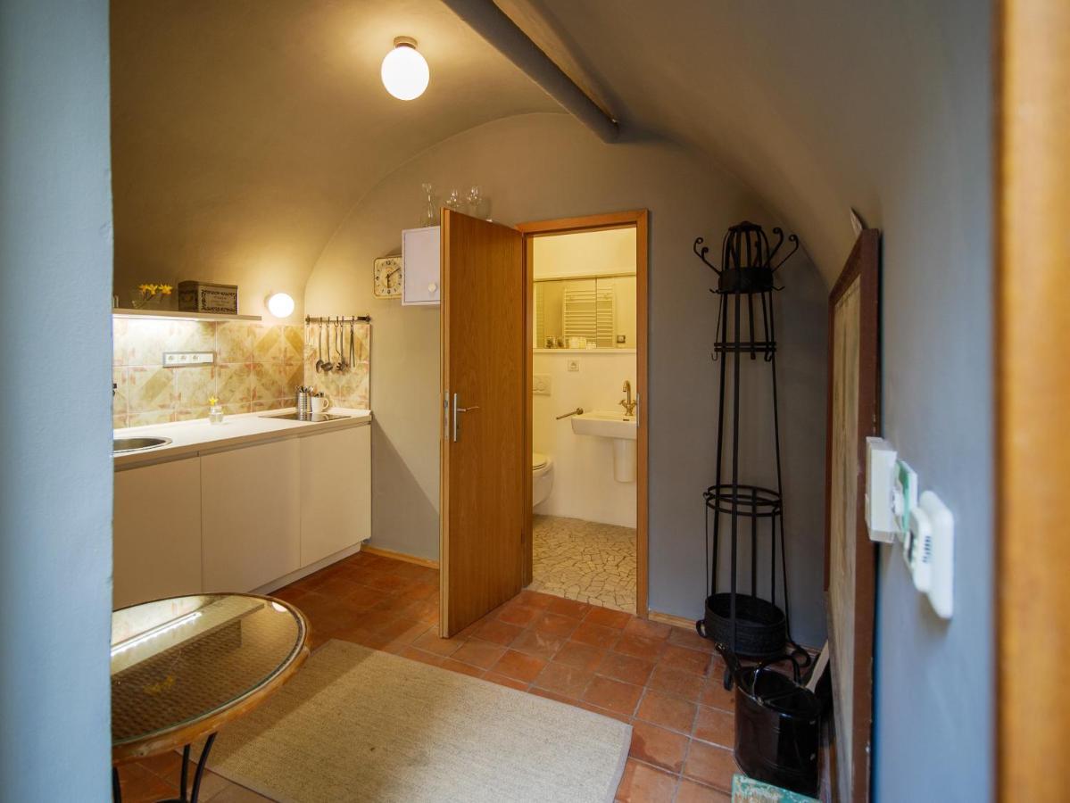 Romantic Nest Under Prague Castle Exterior photo